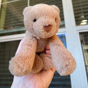 FIRM PRICE❗️NWT Tiny Smudge Bear 🧸